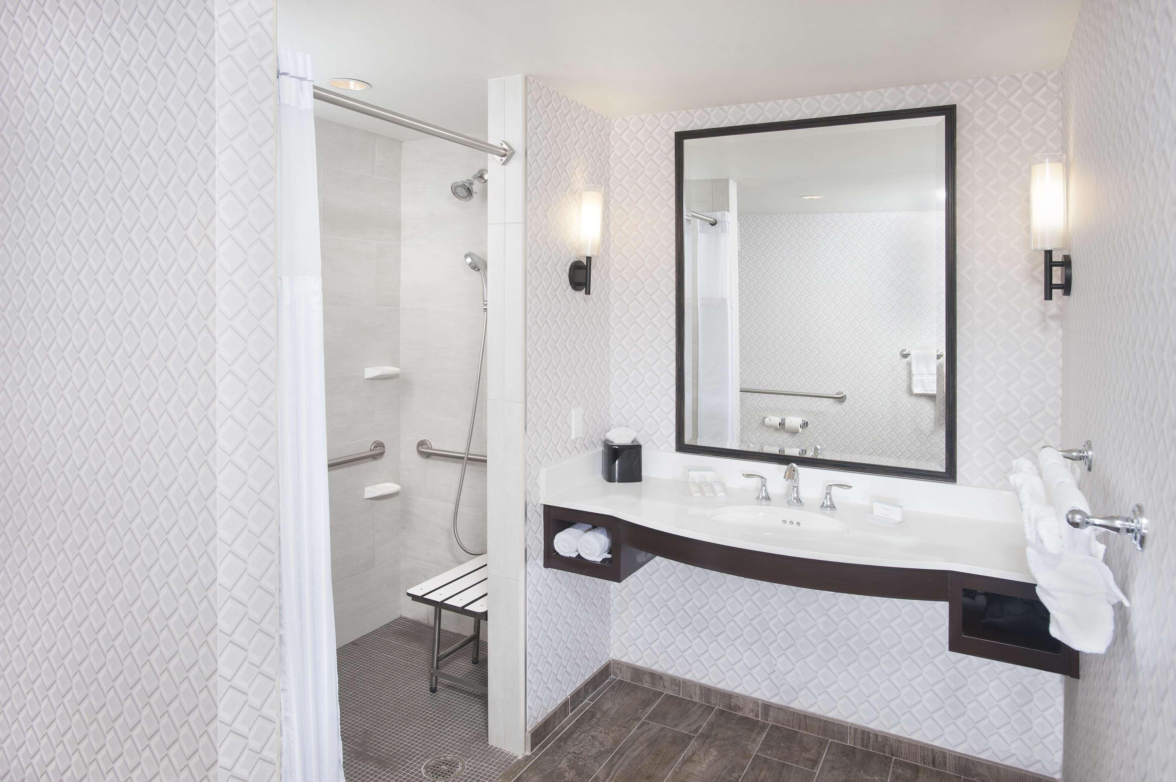 Hilton Garden Inn Burbank Los Angeles Εξωτερικό φωτογραφία