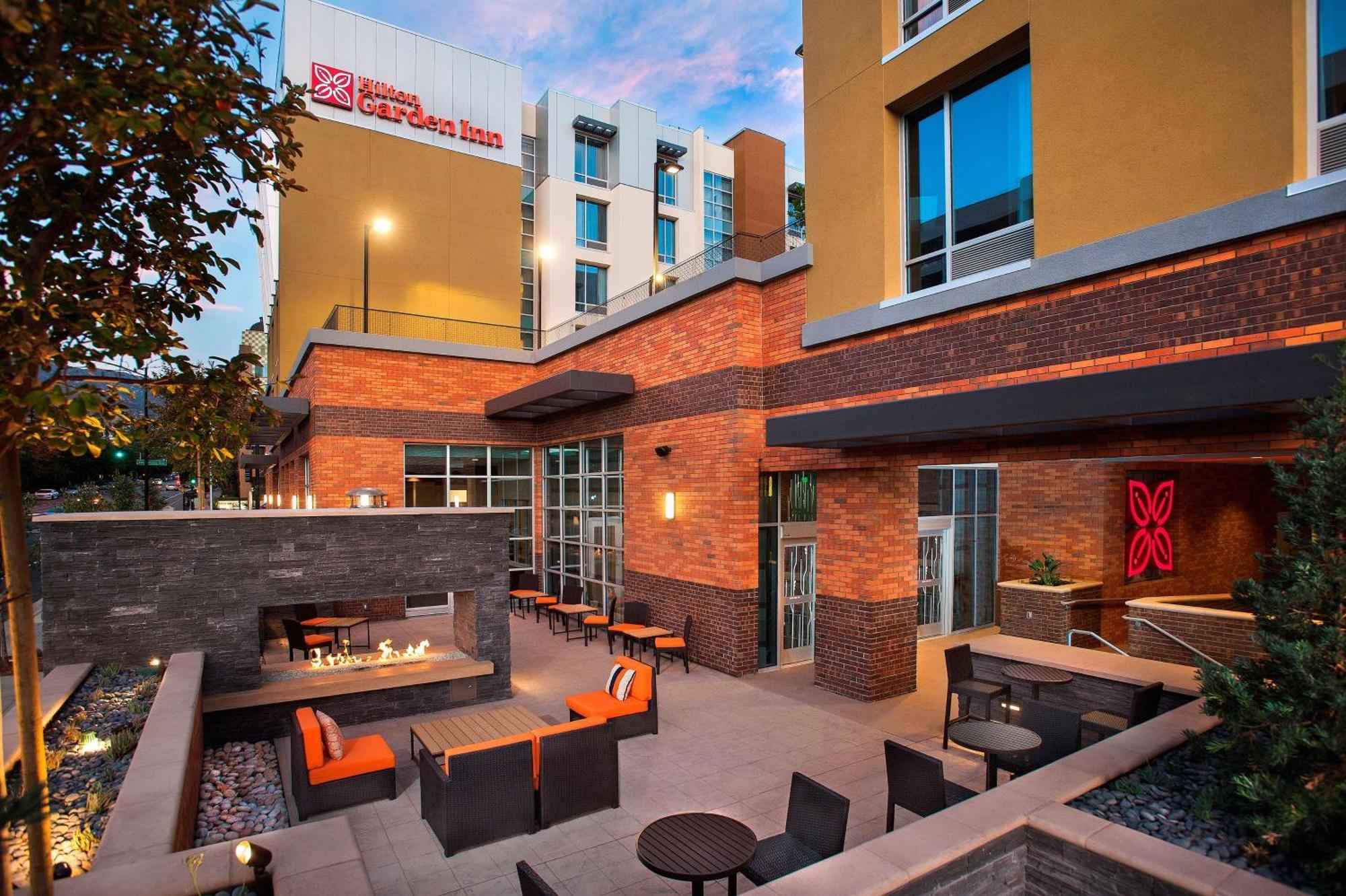 Hilton Garden Inn Burbank Los Angeles Εξωτερικό φωτογραφία
